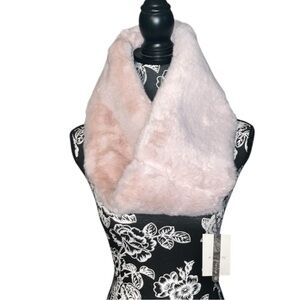 Aspen Blush Pink Faux Fur Snood